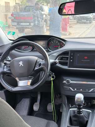 Peugeot 308 image 3