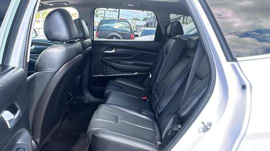 Hyundai Santa Fe image 14