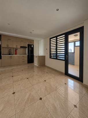 F5 DE 300 M² VUE MER – HABITATION OU BUREAUX – PLATEAU image 7