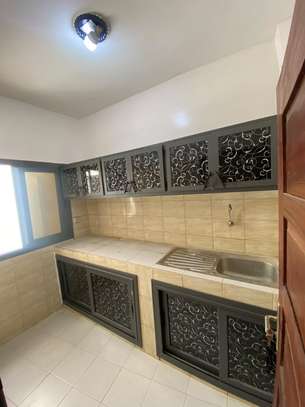 Magnifique appartement de type F3 à louer à Ouakam image 11