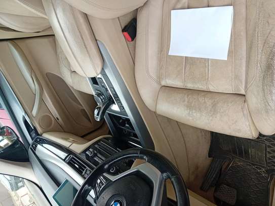 BMW X5 image 2