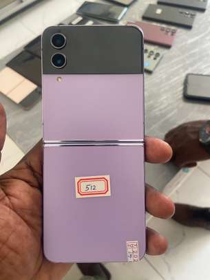 Samsung Galaxy z flip 4 512Go image 2