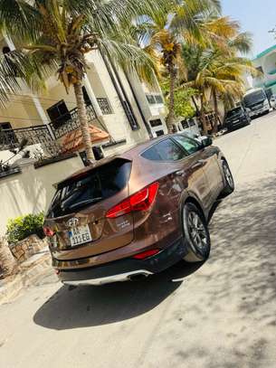 Hyundai Santafe 2016 image 3