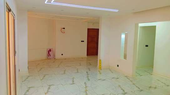 APPARTEMENT À LOUER CITÉ KEUR GORFUI image 3