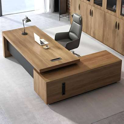 Bureau bois moderne passe-câbles image 2
