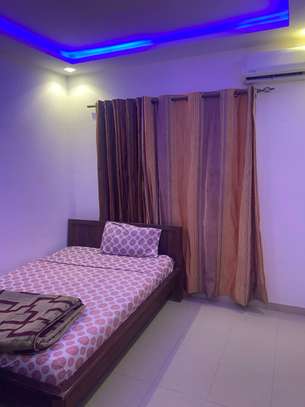 Appartement à vendre à la Cité Mbackiyou Faye Mamelles image 8