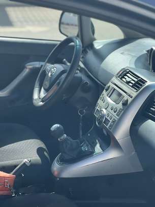 Toyota verso image 4