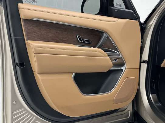 Land Rover Ranger 2024 image 15