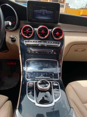 Mercedes GLC 300 4MATIC 2017 image 3