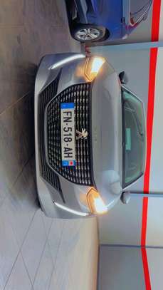 Peugeot 208 Année 2020 image 6