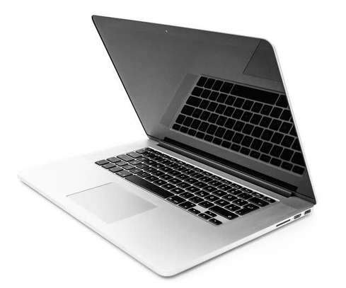 Macbook pro retina Corei5 /i7 image 4