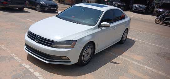 Volkswagen jetta image 2