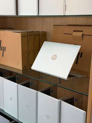 Hp Elitebook 830 G6 image 2