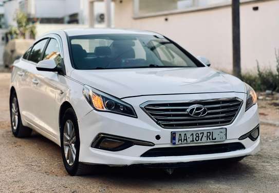 Hyundai sonata image 6