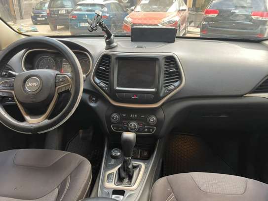 JEEP LATITUD  PETIT CHEROKEE  🔘 Année :2015 image 5