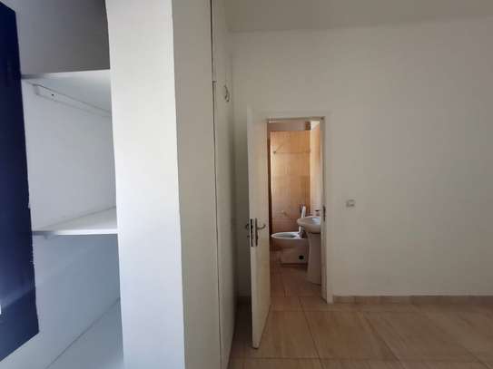 APPARTEMENT A LOUE F4 CITE ATAYA image 5