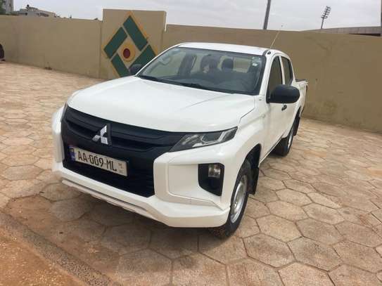 MITSUBISHI L200 2023 image 2