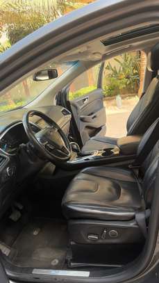 Ford Edge Titanium image 4