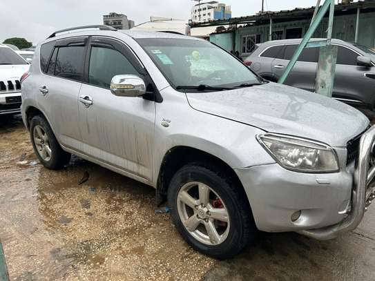 TOYOTA RAV 4 année 2007 image 6