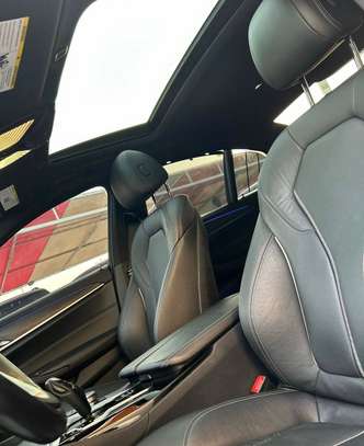 BMW SERIE 5 2021 image 8