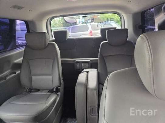 Hyundai Starex manuelle 51.000 kms 12 places image 6