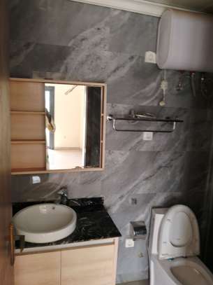 Appartement F4 haut standing à louer à Dakar Plateau image 14
