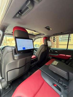 Toyota Land Cruiser 2024 image 5