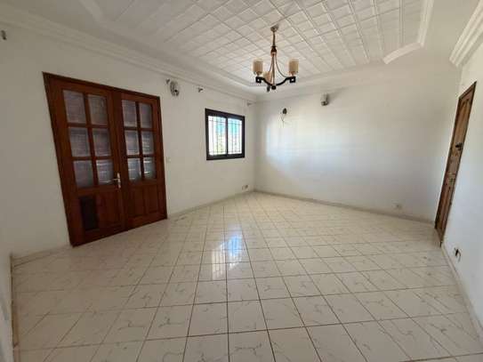 Villa Almadies usage bureau ou habitation image 11