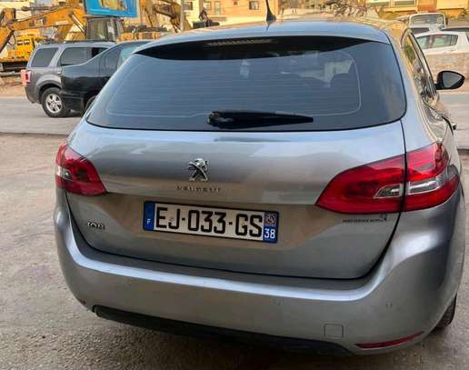 Peugeot image 2