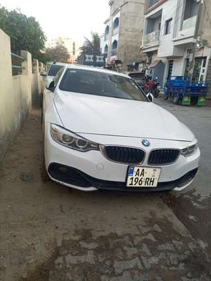 bmw serie 4 très  2015 propre à vendre image 2