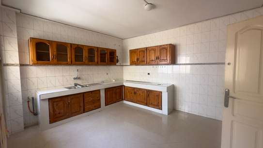 Appartement à louer aux Almadies (derrière Five) image 2