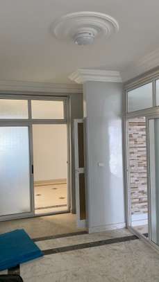 GRAND APPARTEMENT SPACIEUX A COMICO AEROPORT YOFF image 6