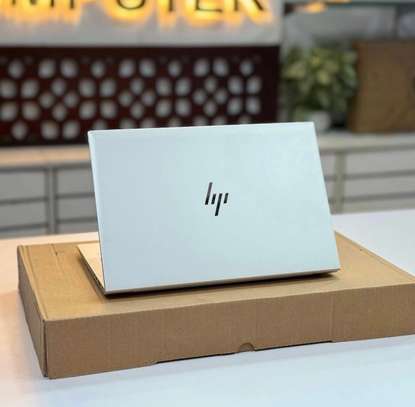 Hp EliteBook 835 G7 Ryzen 5 Pro 10ieme Génération image 2