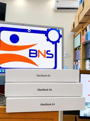 MacBook Air 13.6" M5 (16 Go RAM / 512 Go SSD) image 5