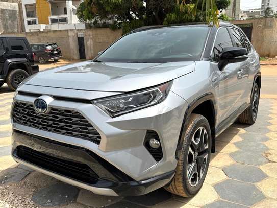 Toyota Rav 4XSE Hybride image 4