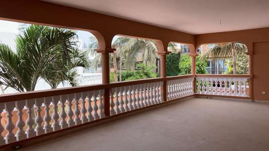 Belle villa proche de la plage sur Ngor Almadies image 10