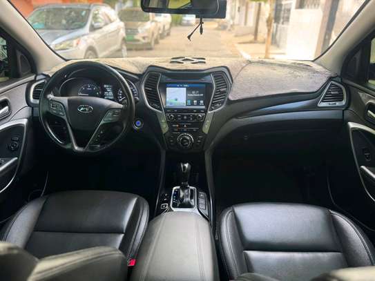 Hyundai Santa Fe 2018 image 4