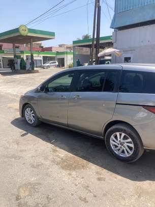 MAZDA 5 Essence automatic image 4