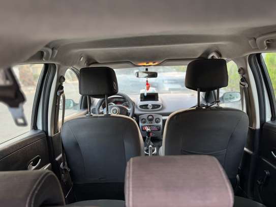 Renault Clio 3 image 10