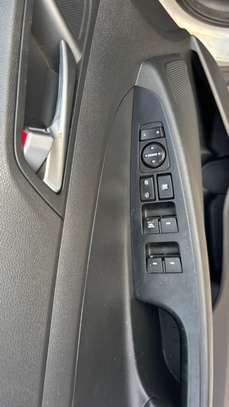HYUNDAI TUCSON 2018 image 11