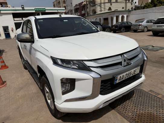 Mitsubishi L200 Gls sportero 2022 Diesel image 2