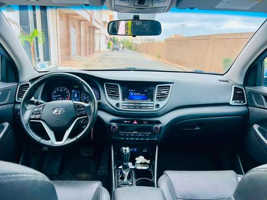 HYUNDAI TUCSON Année :2017 image 3