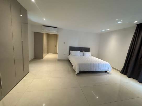 Plateau appartement ( vide) vue mer 4 chambres corniche image 6