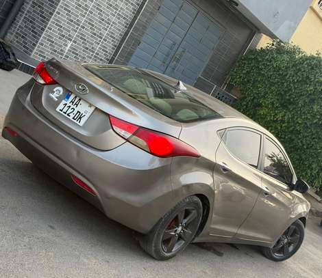 Hyundai Elentra 2013 image 4