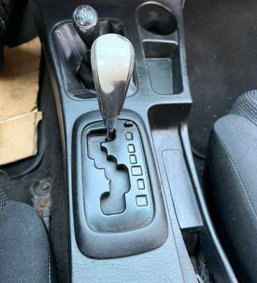 Toyota hilux invincible 2017 image 5