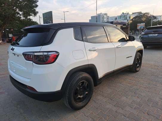 Jeep Compass image 4