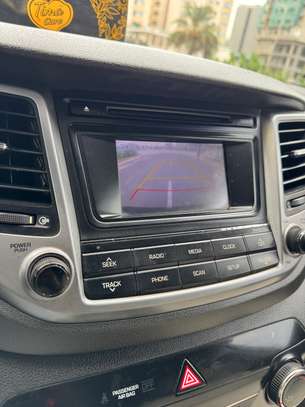 Hyundai Tucson 2016 essence 2.0L AWD image 13