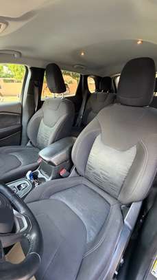 Jeep Cherokee 4x4 – 2019 image 6