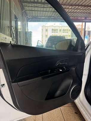 Chevrolet Cruze LT 2011 image 5