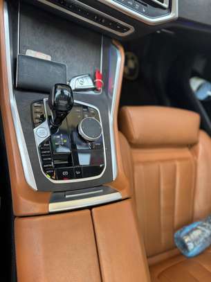 Bmw x6 2022 M50i image 9